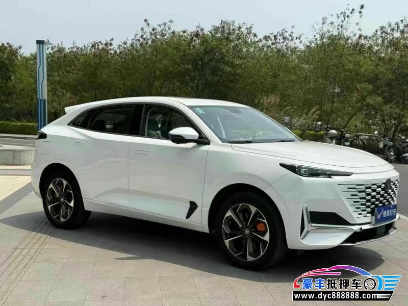 23年长安长安UNI轿车抵押车出售