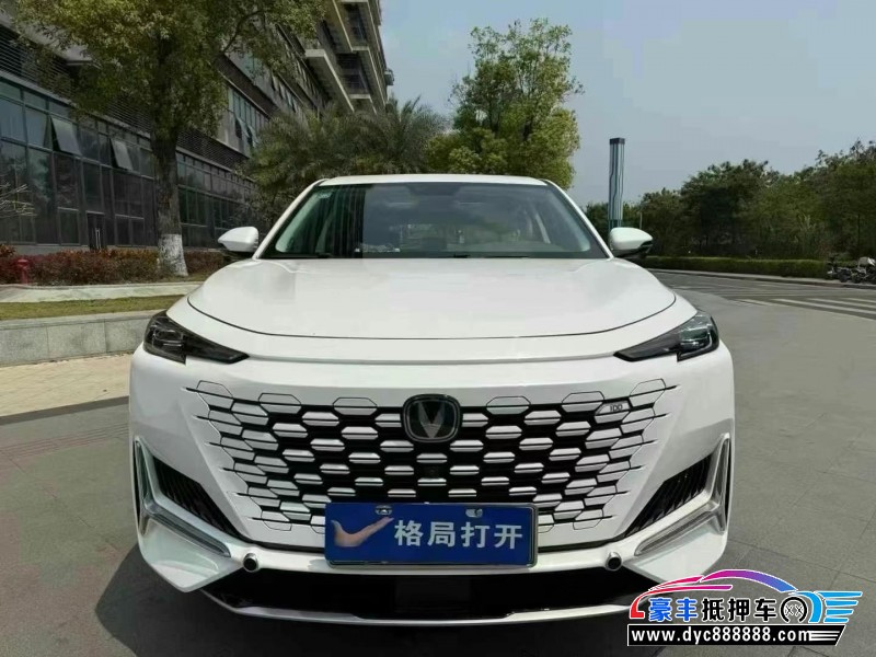 23年长安长安UNI轿车抵押车出售