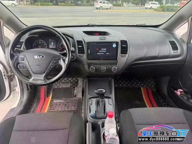 16年起亚K3轿车抵押车出售