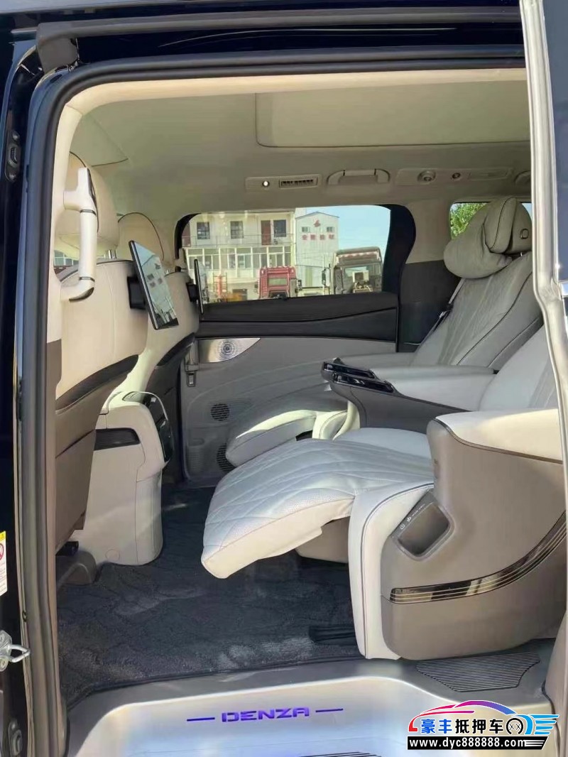 23年腾势D9轿车抵押车出售