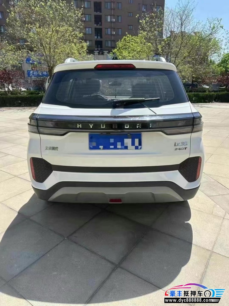 21年现代ix35轿车抵押车出售