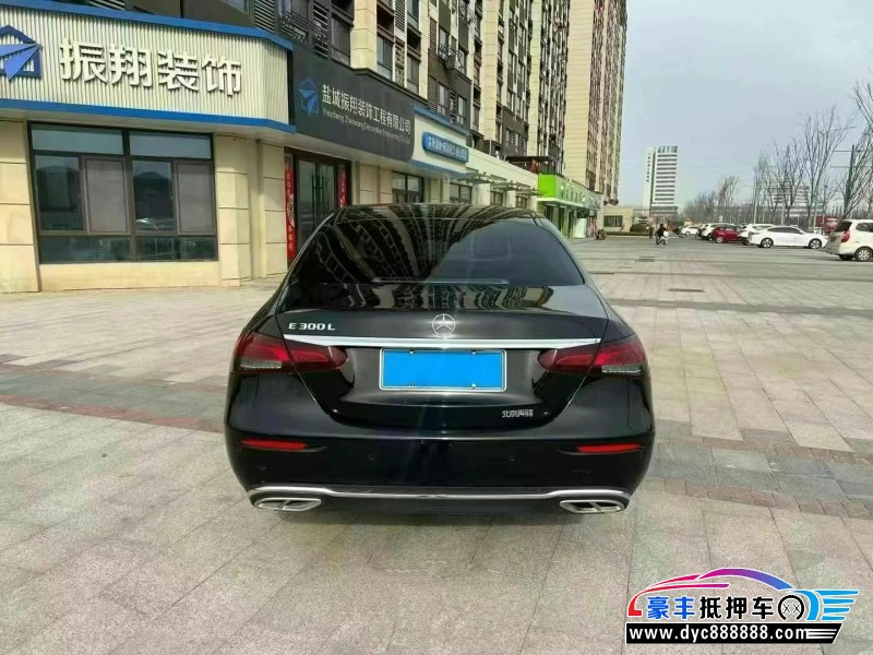 21年奔驰E轿车抵押车出售