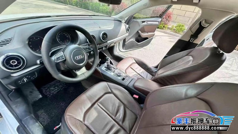 16年奥迪A3轿车抵押车出售