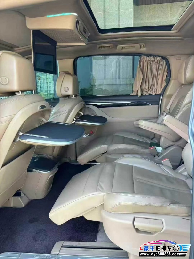 18年别克GL8轿车抵押车出售