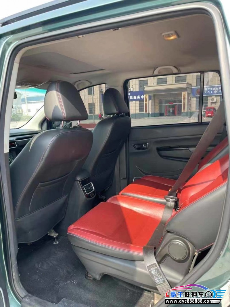 23年SWM斯威汽车大虎轿车抵押车出售