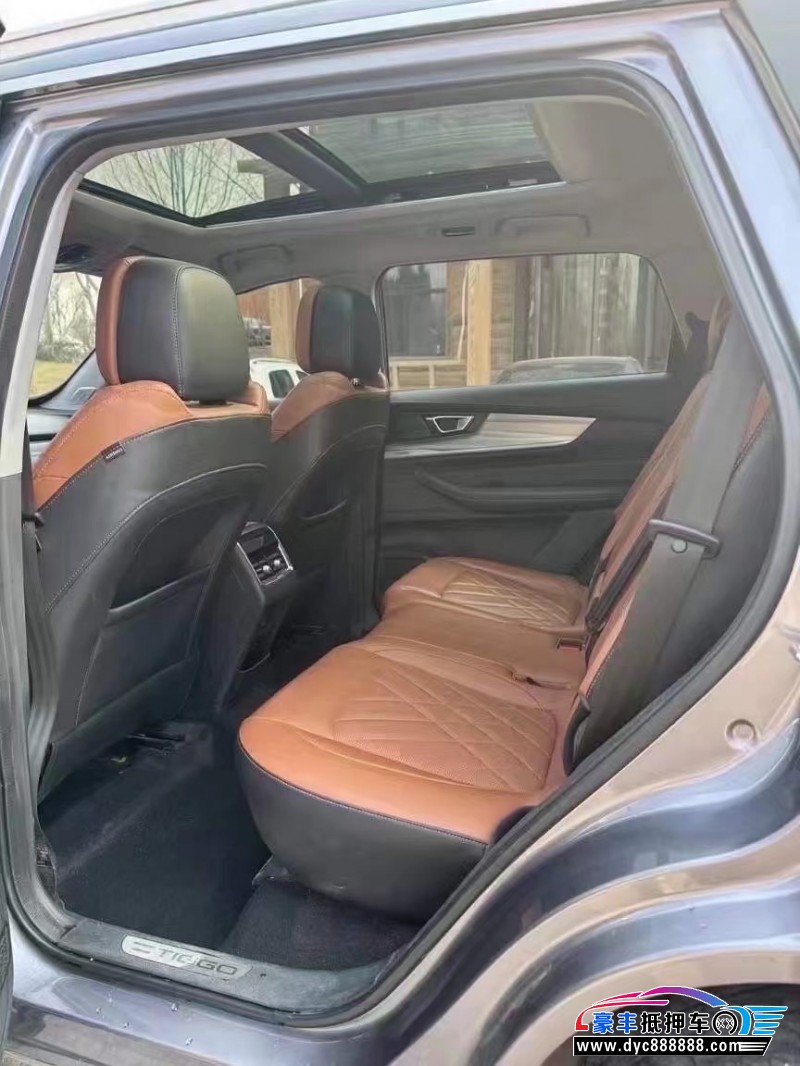 21年奇瑞瑞虎8轿车抵押车出售