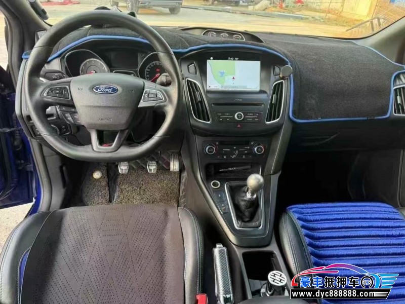 17年福特福克斯轿车抵押车出售