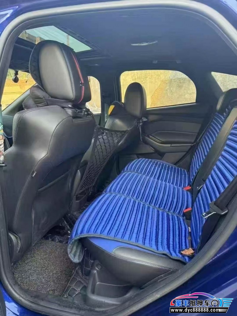 17年福特福克斯轿车抵押车出售