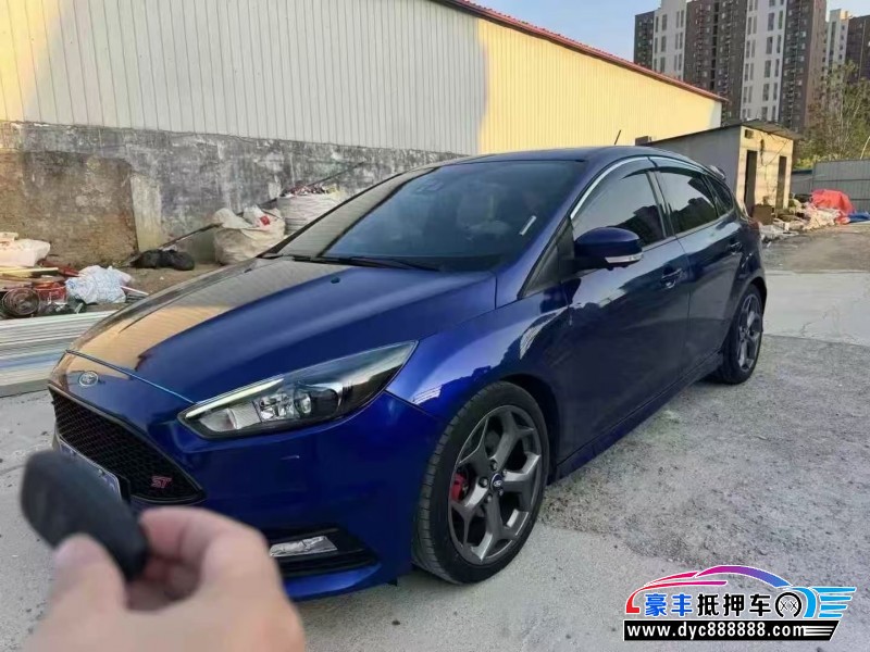 17年福特福克斯轿车抵押车出售