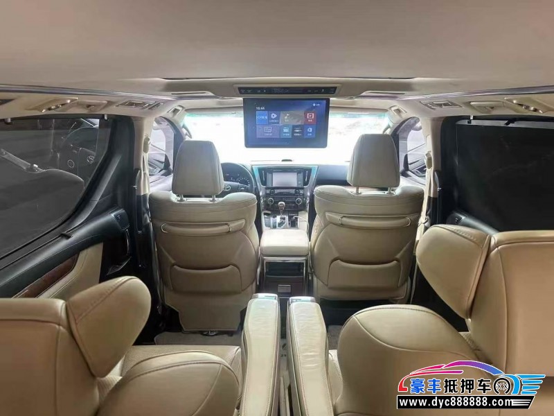 16年丰田埃尔法轿车抵押车出售