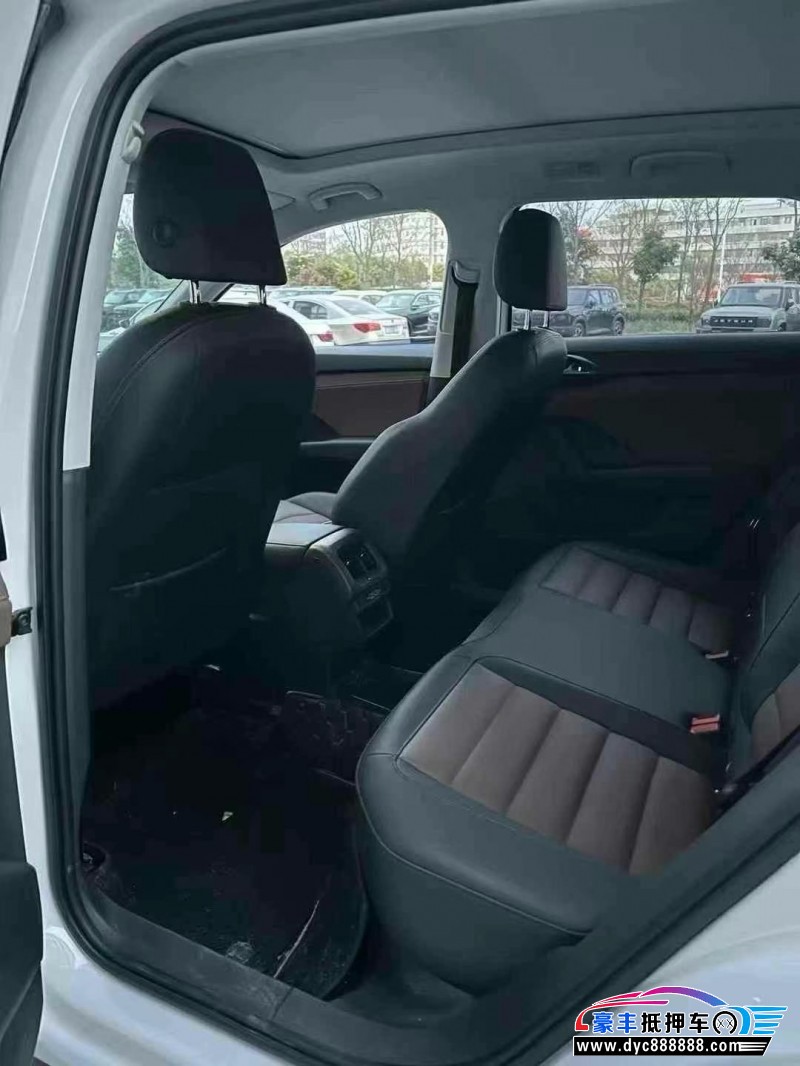 20年大众途岳轿车抵押车出售