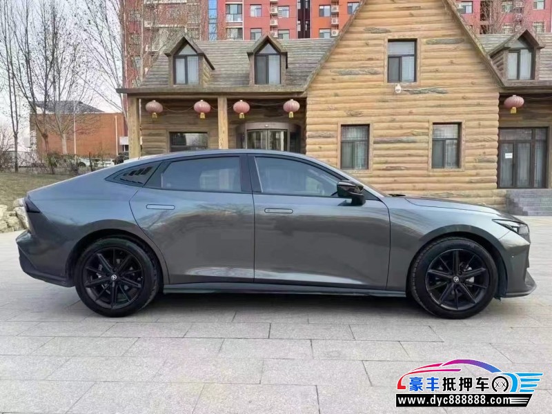 24年长安长安UNI轿车抵押车出售