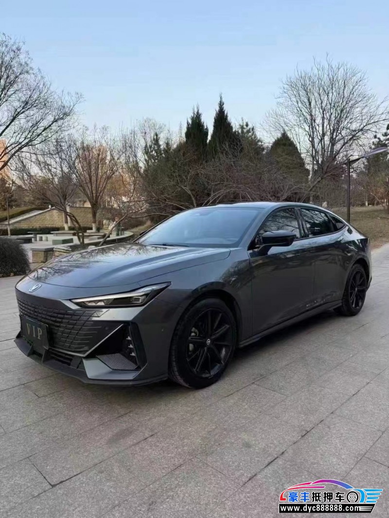 24年长安长安UNI轿车抵押车出售