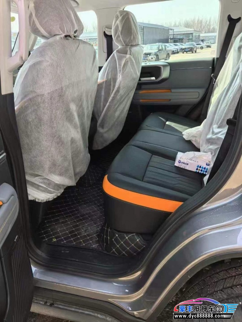 25年北京BJ40轿车抵押车出售