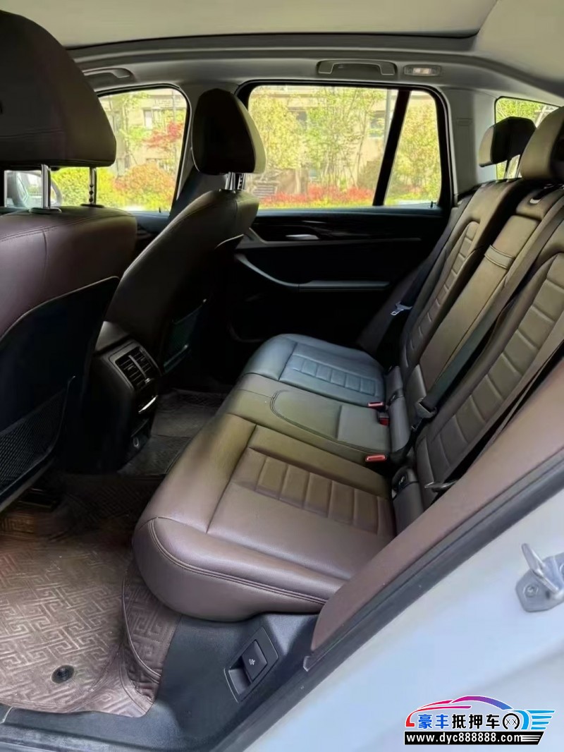 19年宝马X3轿车抵押车出售