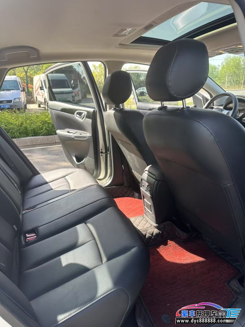 24年日产轩逸轿车抵押车出售