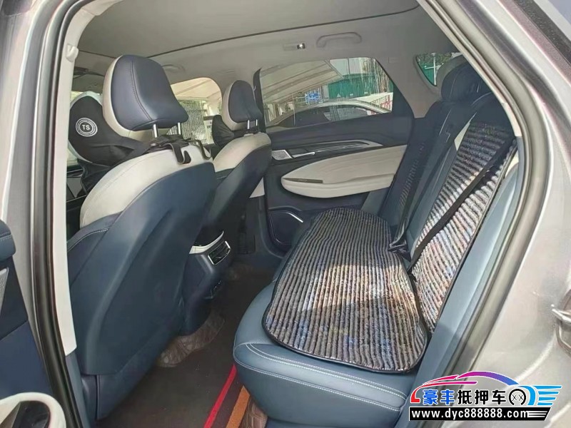 22年极狐阿尔法T轿车抵押车出售