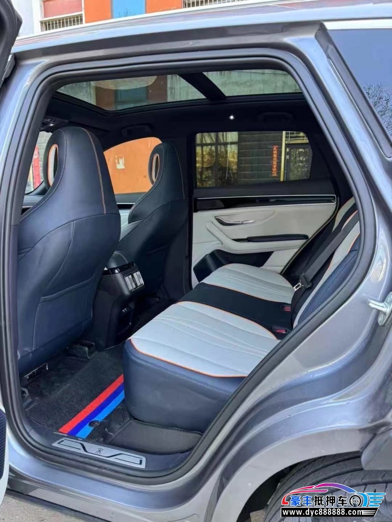 23年比亚迪宋轿车抵押车出售