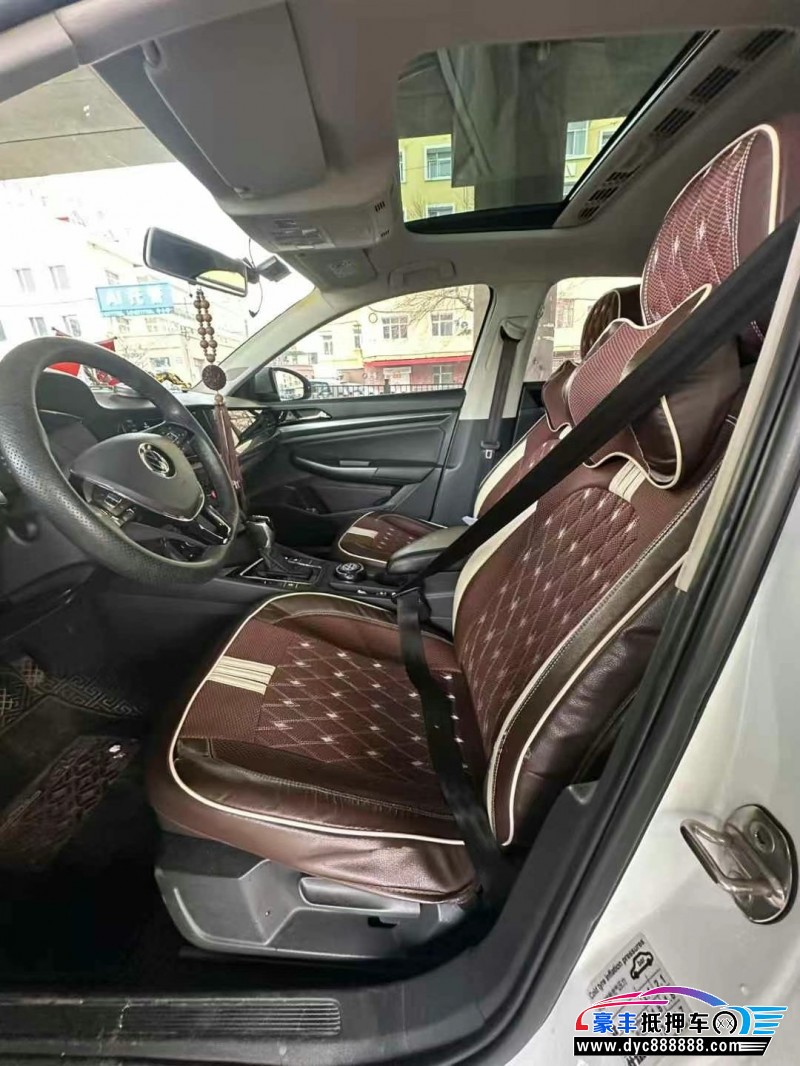 21年大众宝来轿车抵押车出售