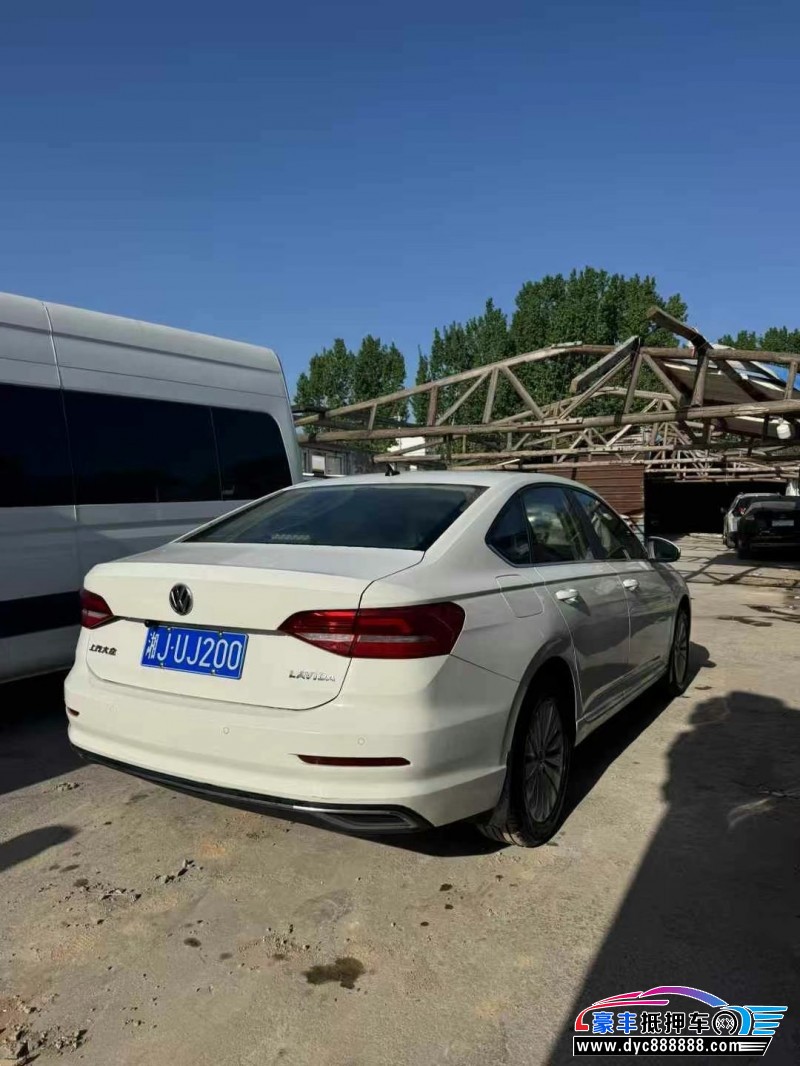 18年大众朗逸轿车抵押车出售