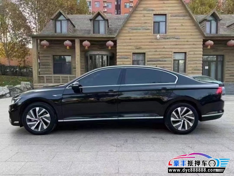 24年大众迈腾轿车抵押车出售