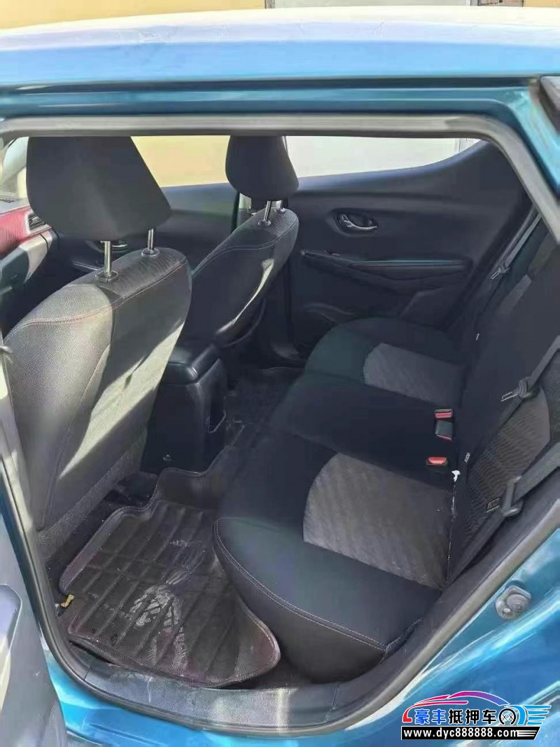 17年日产蓝鸟轿车抵押车出售