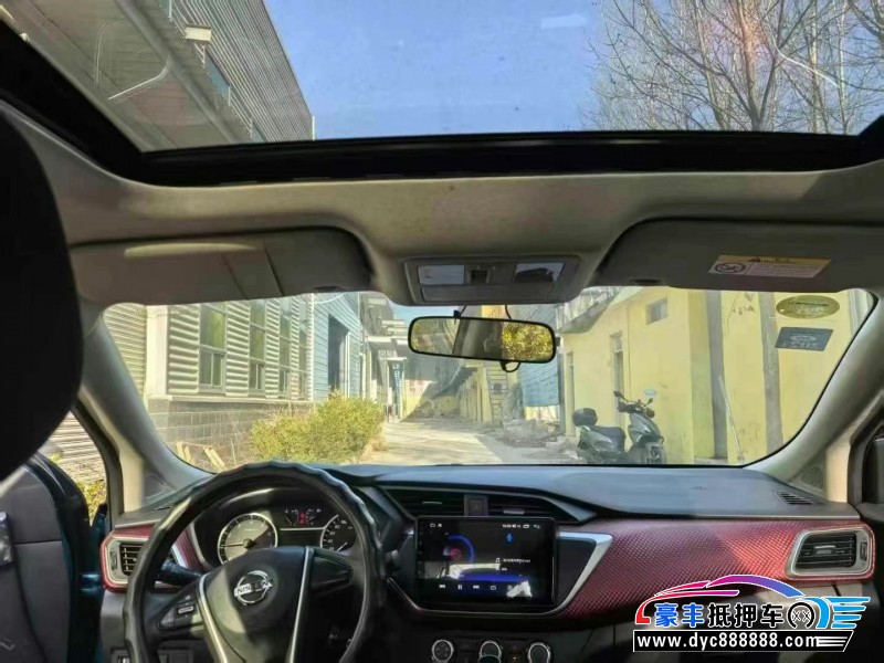 17年日产蓝鸟轿车抵押车出售