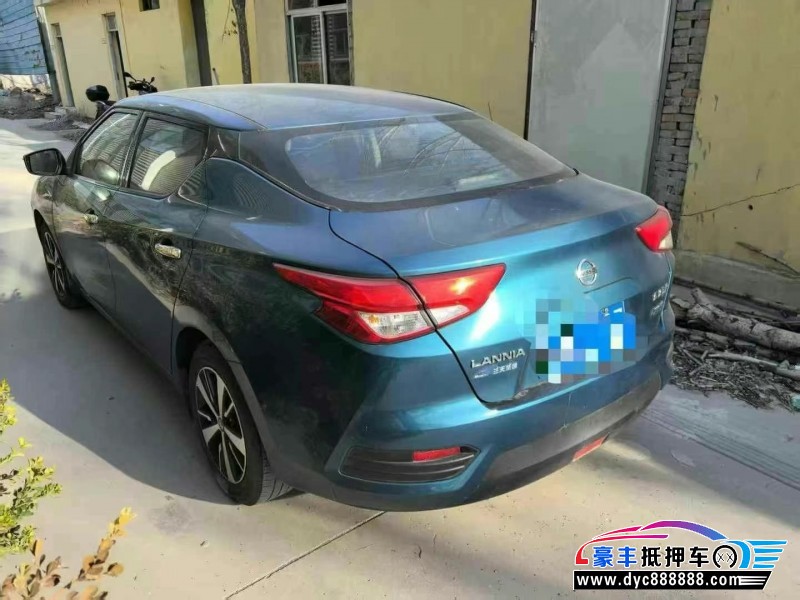 17年日产蓝鸟轿车抵押车出售