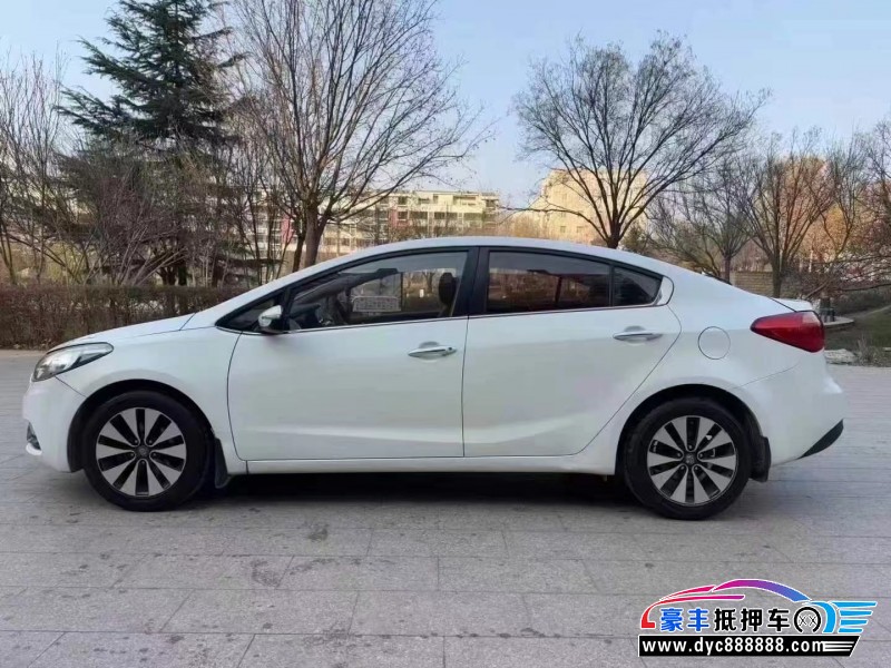 14年起亚K3轿车抵押车出售