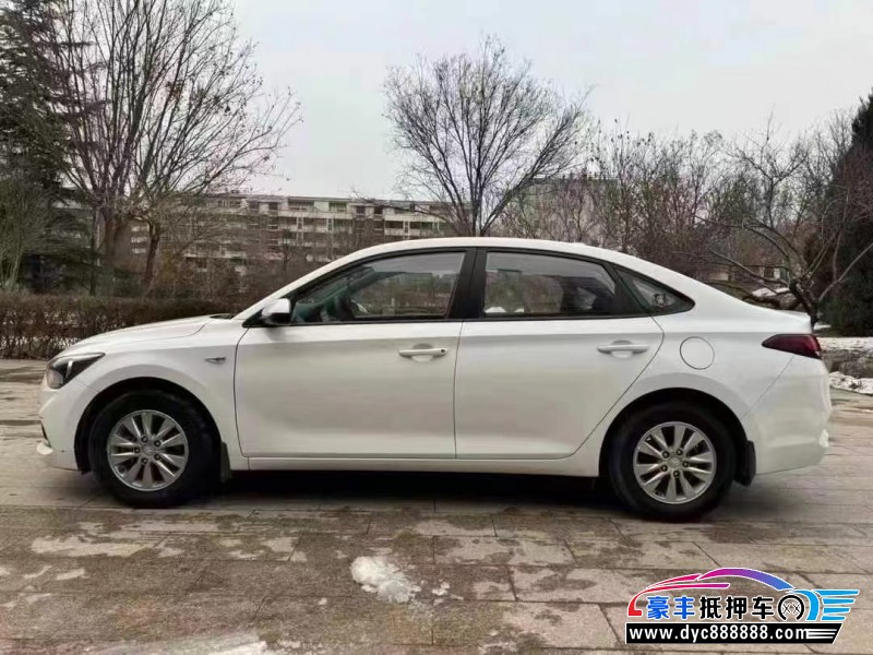 19年现代悦动轿车抵押车出售