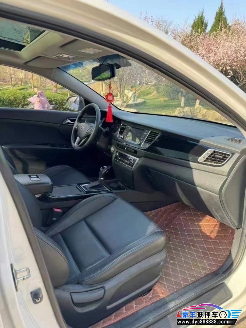 17年现代名图轿车抵押车出售