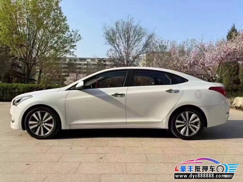 17年现代名图轿车抵押车出售