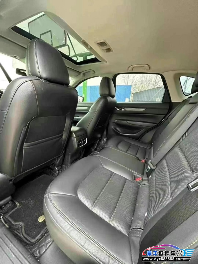 20年马自达CX-5轿车抵押车出售