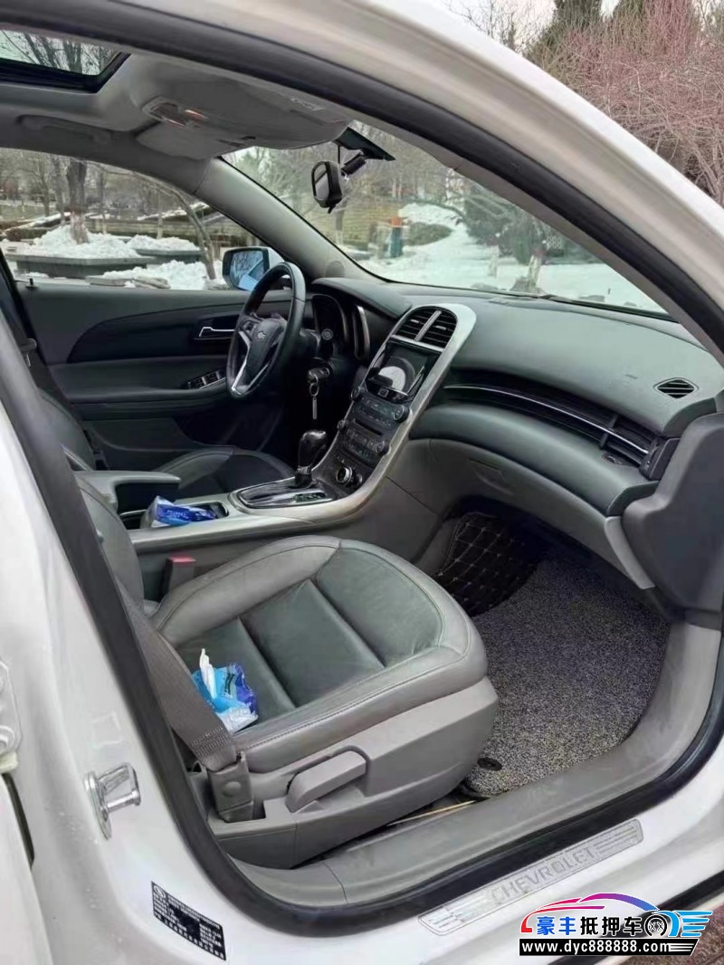 13年雪佛兰迈锐宝轿车抵押车出售