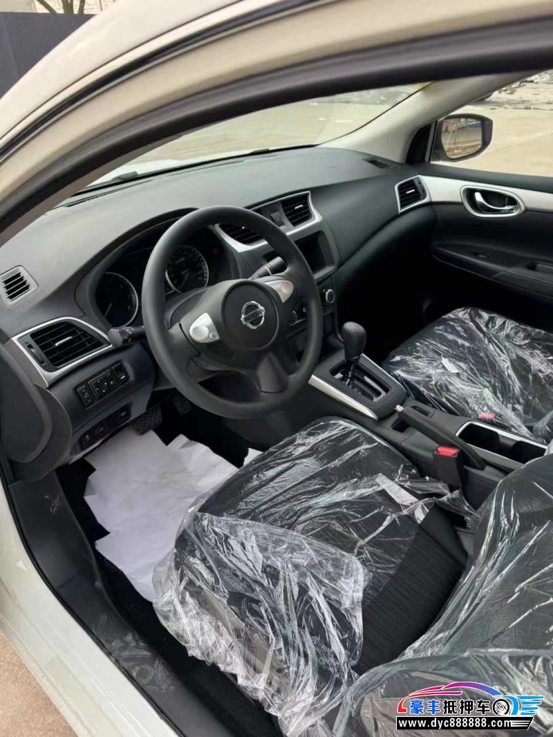 25年日产轩逸轿车抵押车出售