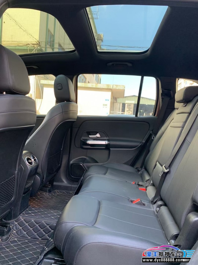 20年奔驰GLB轿车抵押车出售