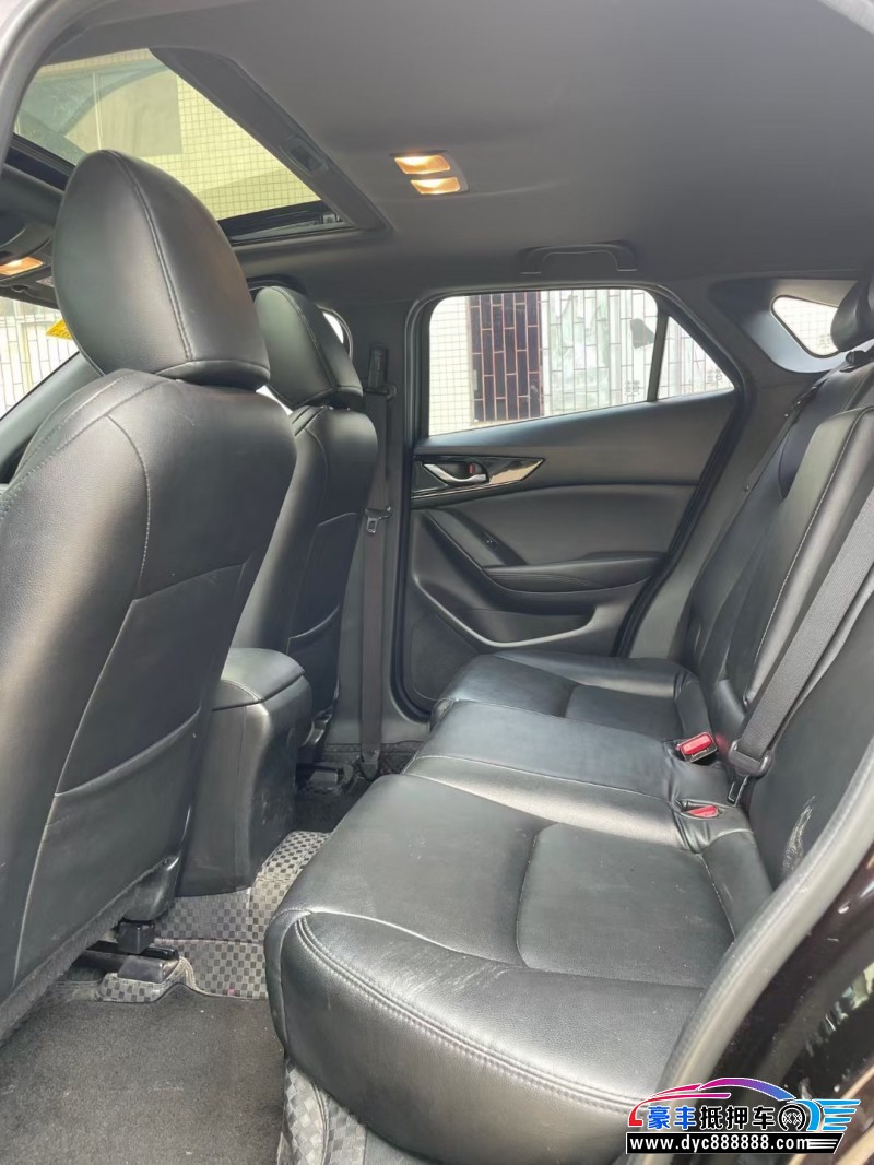 21年马自达CX-4轿车抵押车出售