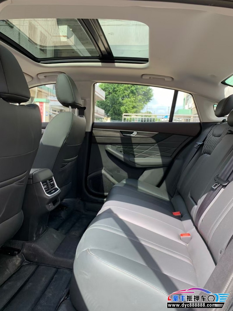 23年东风风神奕炫轿车抵押车出售