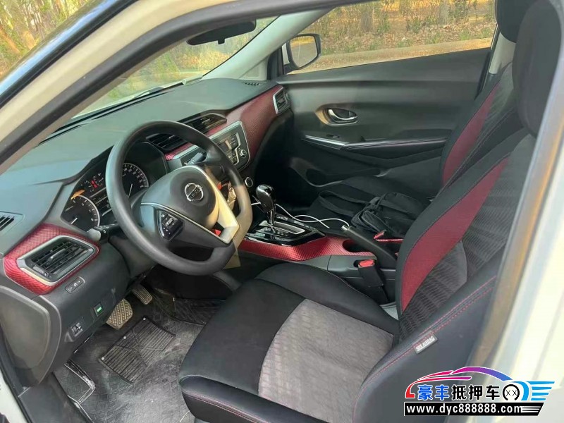 19年日产蓝鸟轿车抵押车出售