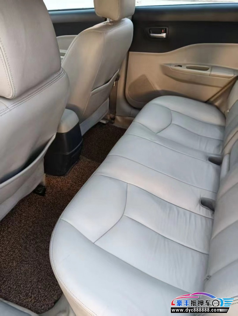 10年奔腾B50轿车抵押车出售