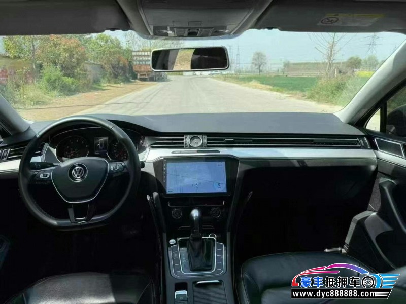 21年大众迈腾轿车抵押车出售