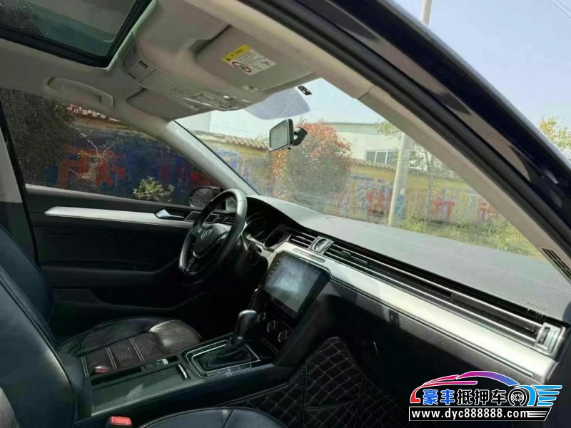 21年大众迈腾轿车抵押车出售