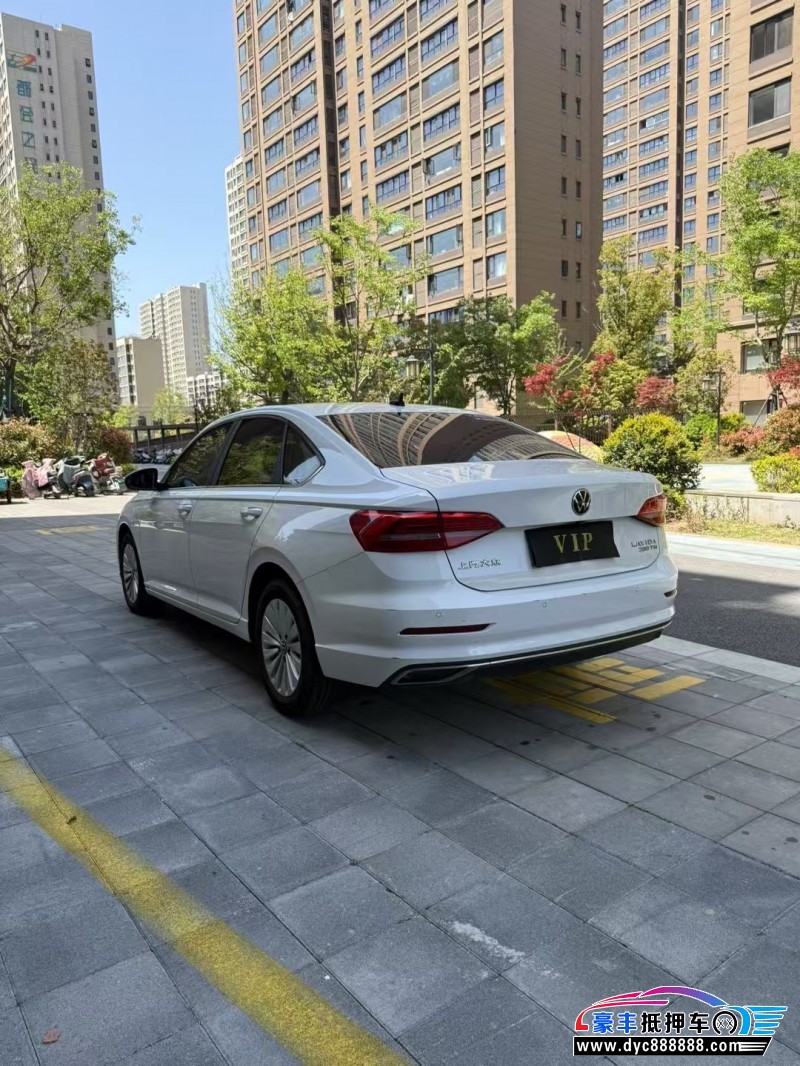 20年大众朗逸轿车抵押车出售