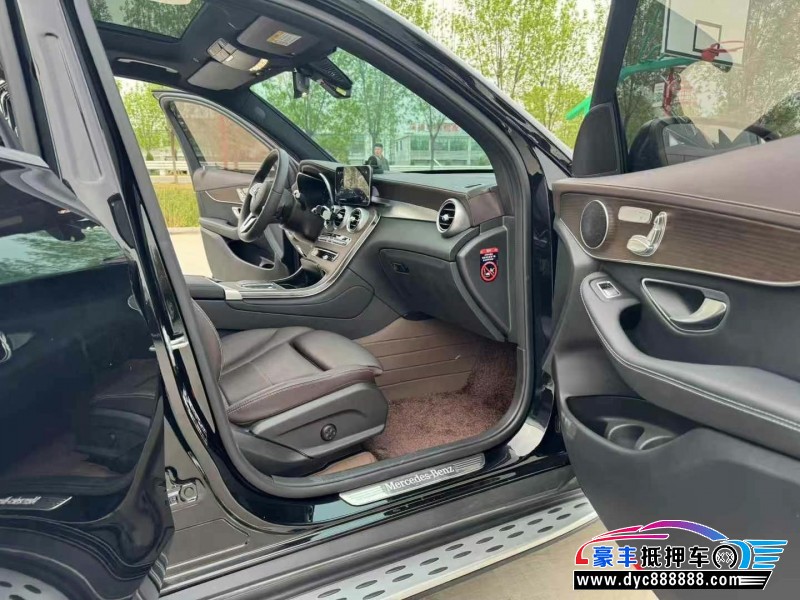 23年奔驰GLC轿车抵押车出售