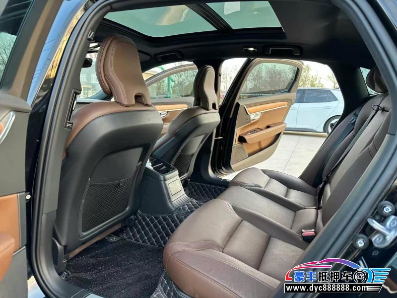 23年沃尔沃S90轿车抵押车出售