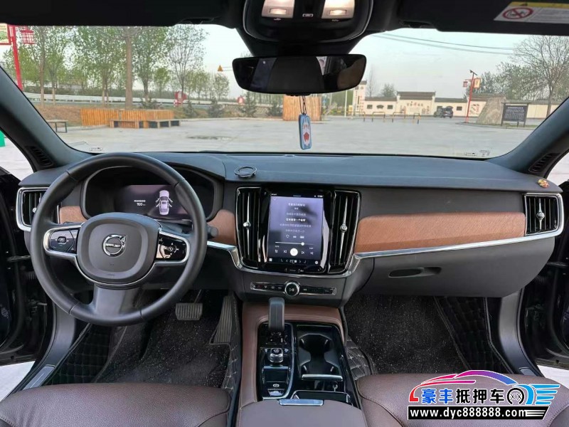 23年沃尔沃S90轿车抵押车出售