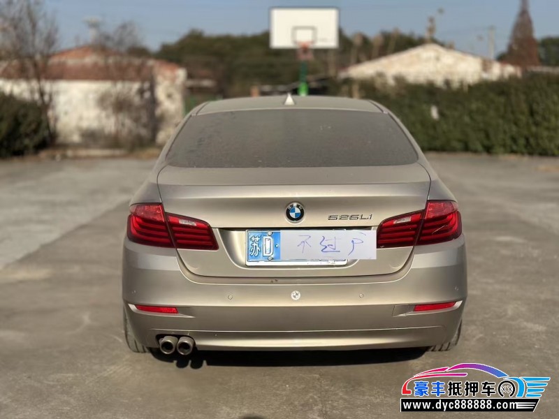 17年宝马5系轿车抵押车出售