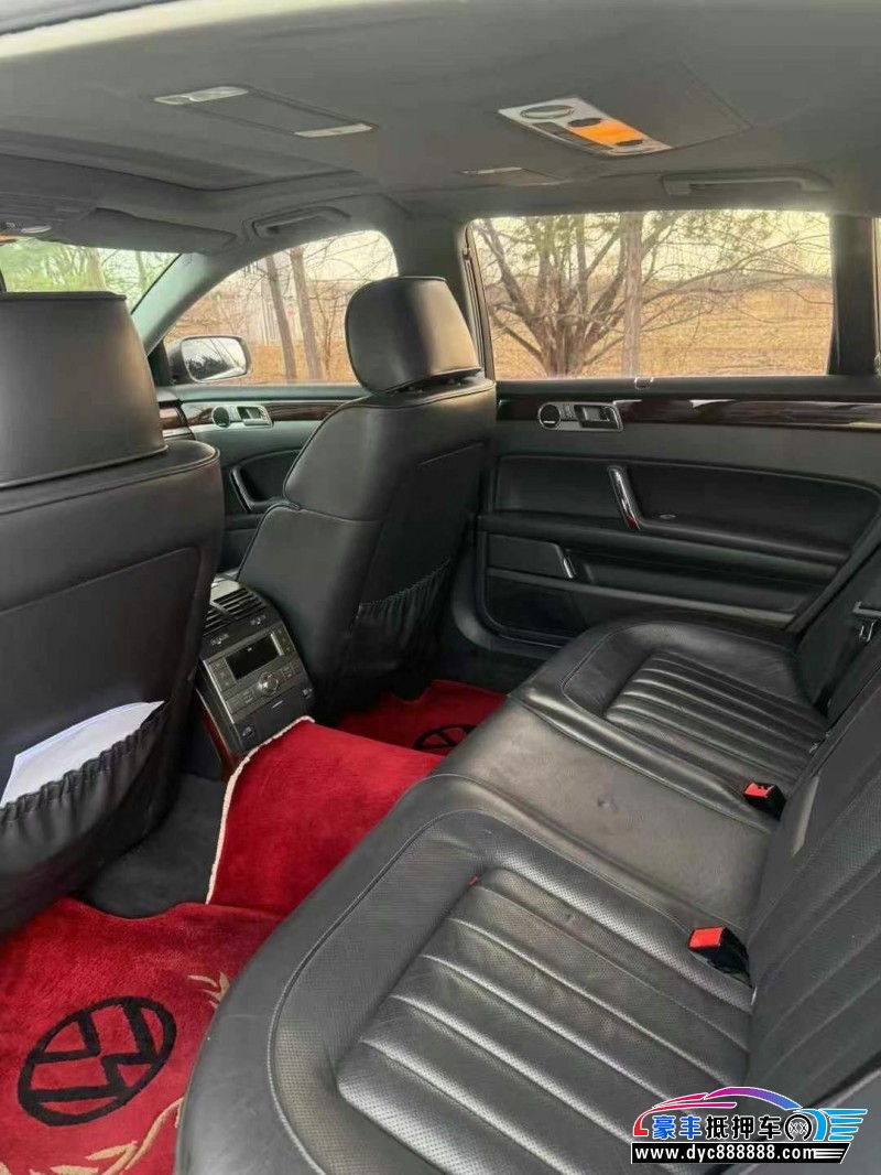 15年大众辉腾轿车抵押车出售