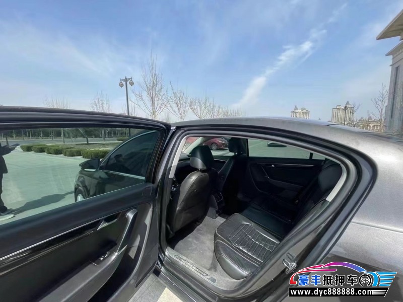 14年大众迈腾轿车抵押车出售