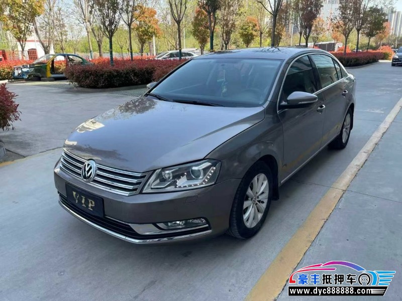 16年大众迈腾轿车抵押车出售